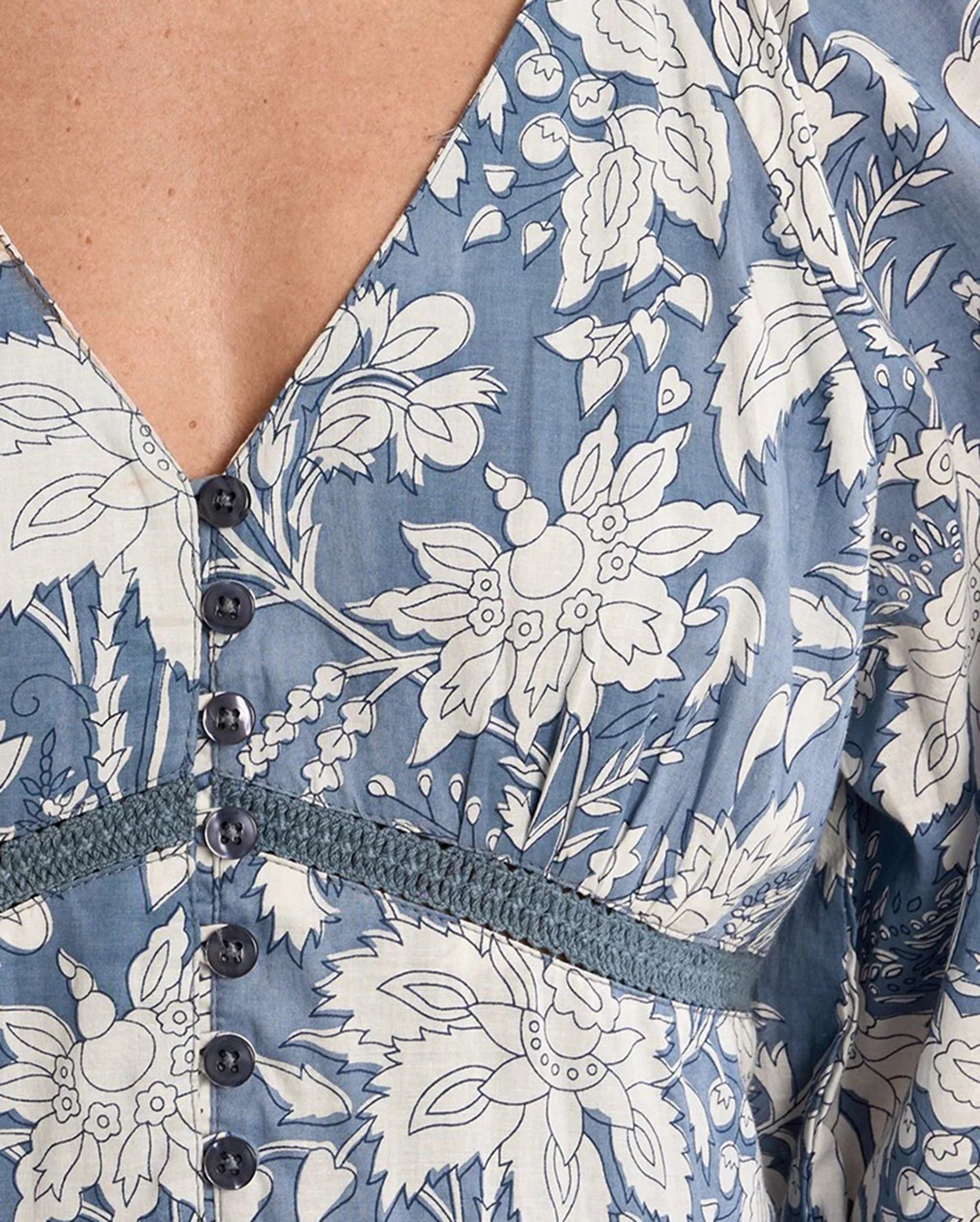 MOLLY BRACKEN Floral Maxi Dress