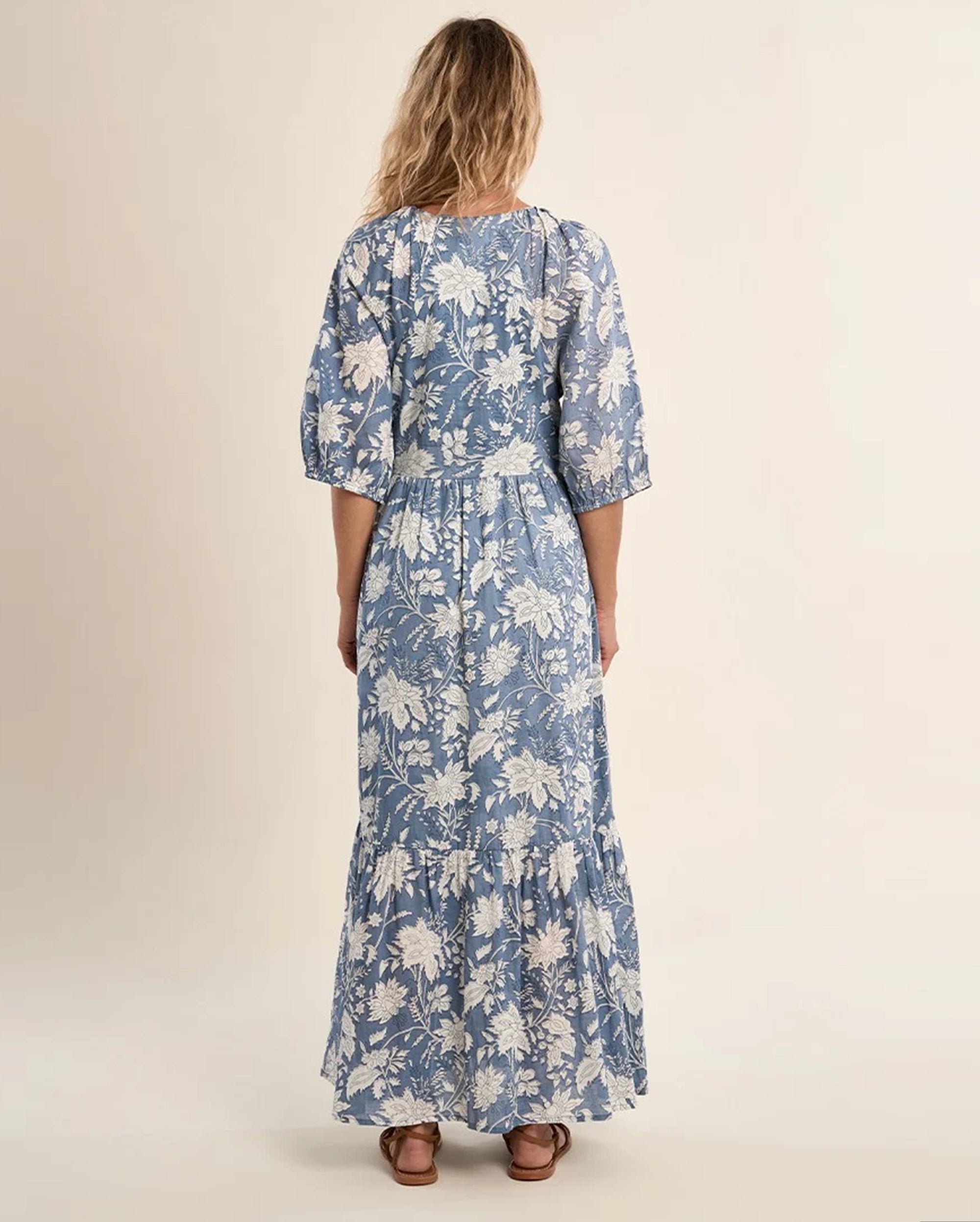 MOLLY BRACKEN Floral Maxi Dress