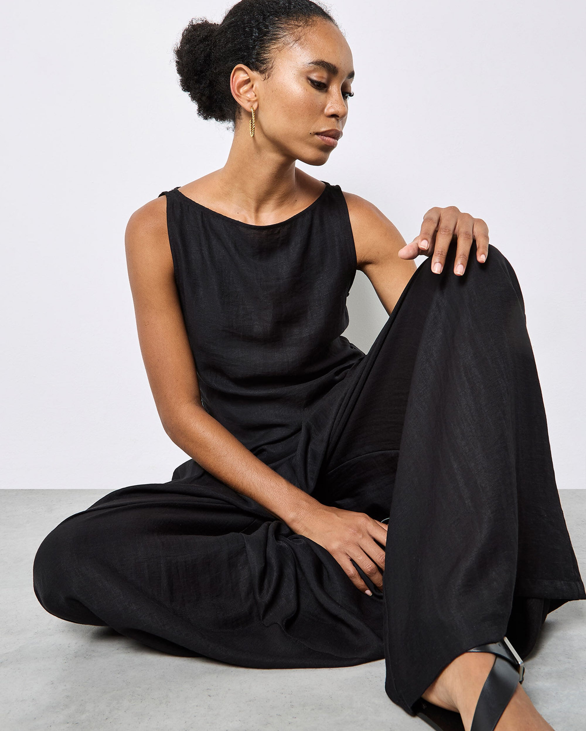 APRICOT Pleated Pant