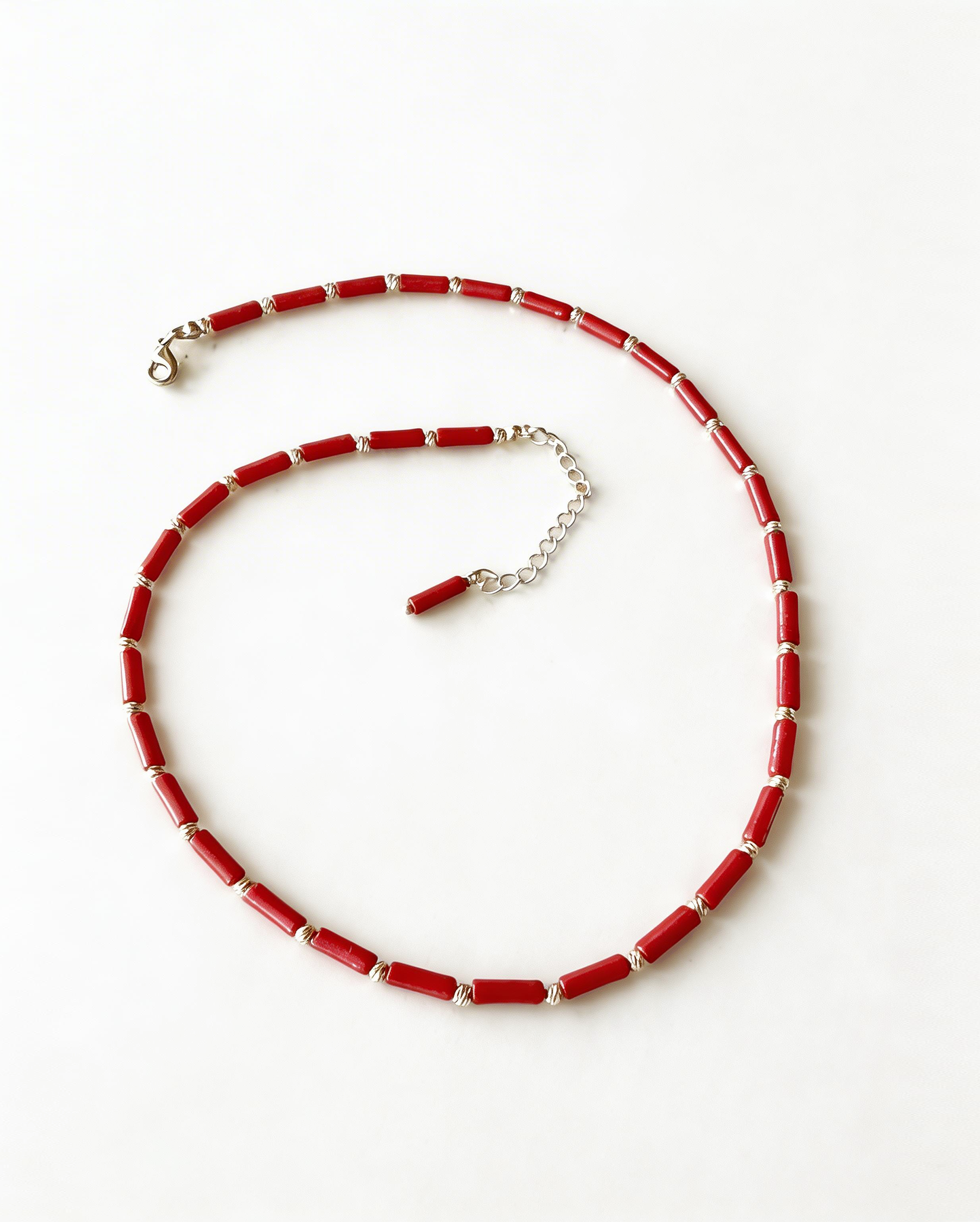 BLOSSOM BEADS Coral Choker