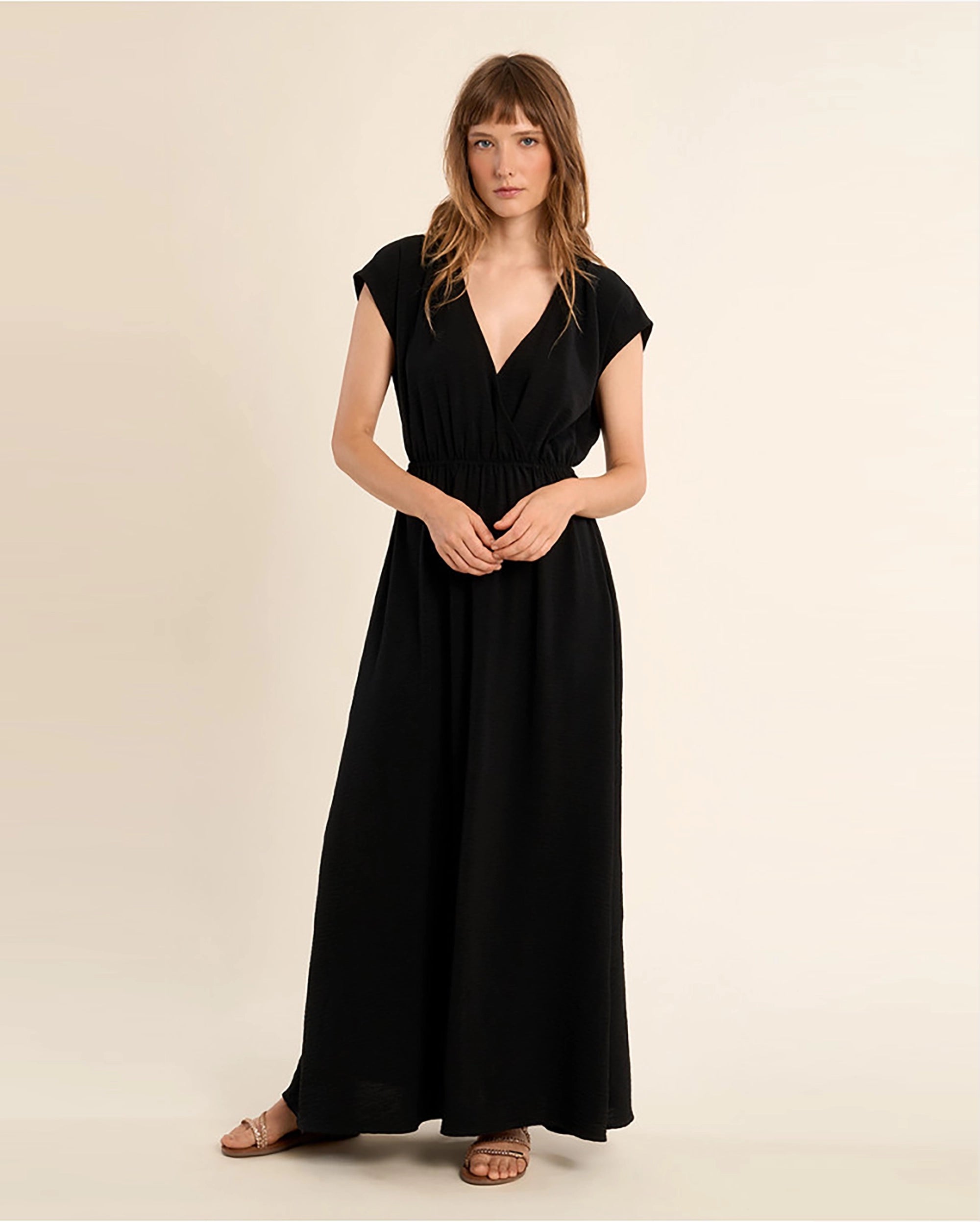 MOLLY BRACKEN V-Neck Maxi Dress