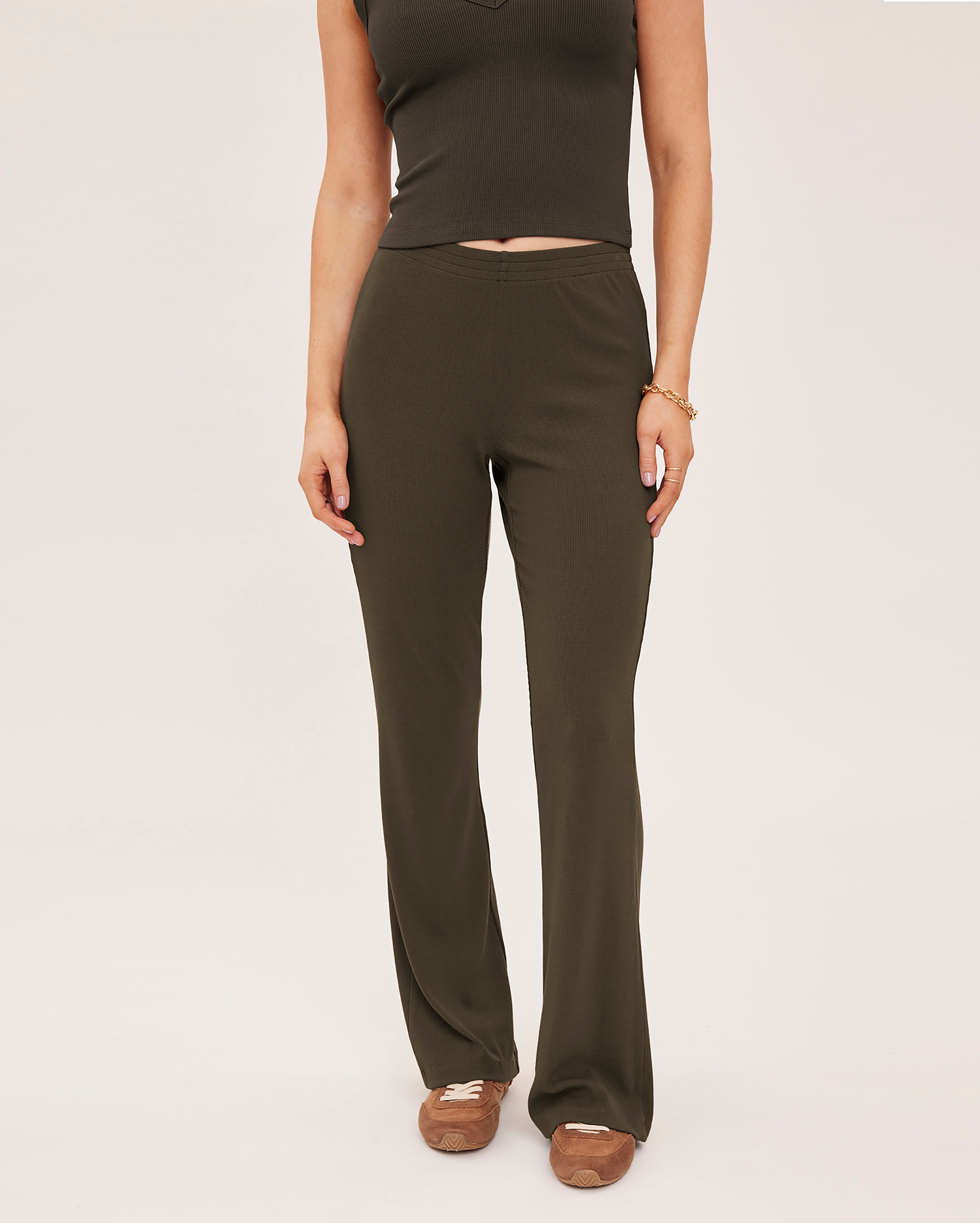 GENTLE FAWN Leslie Pant