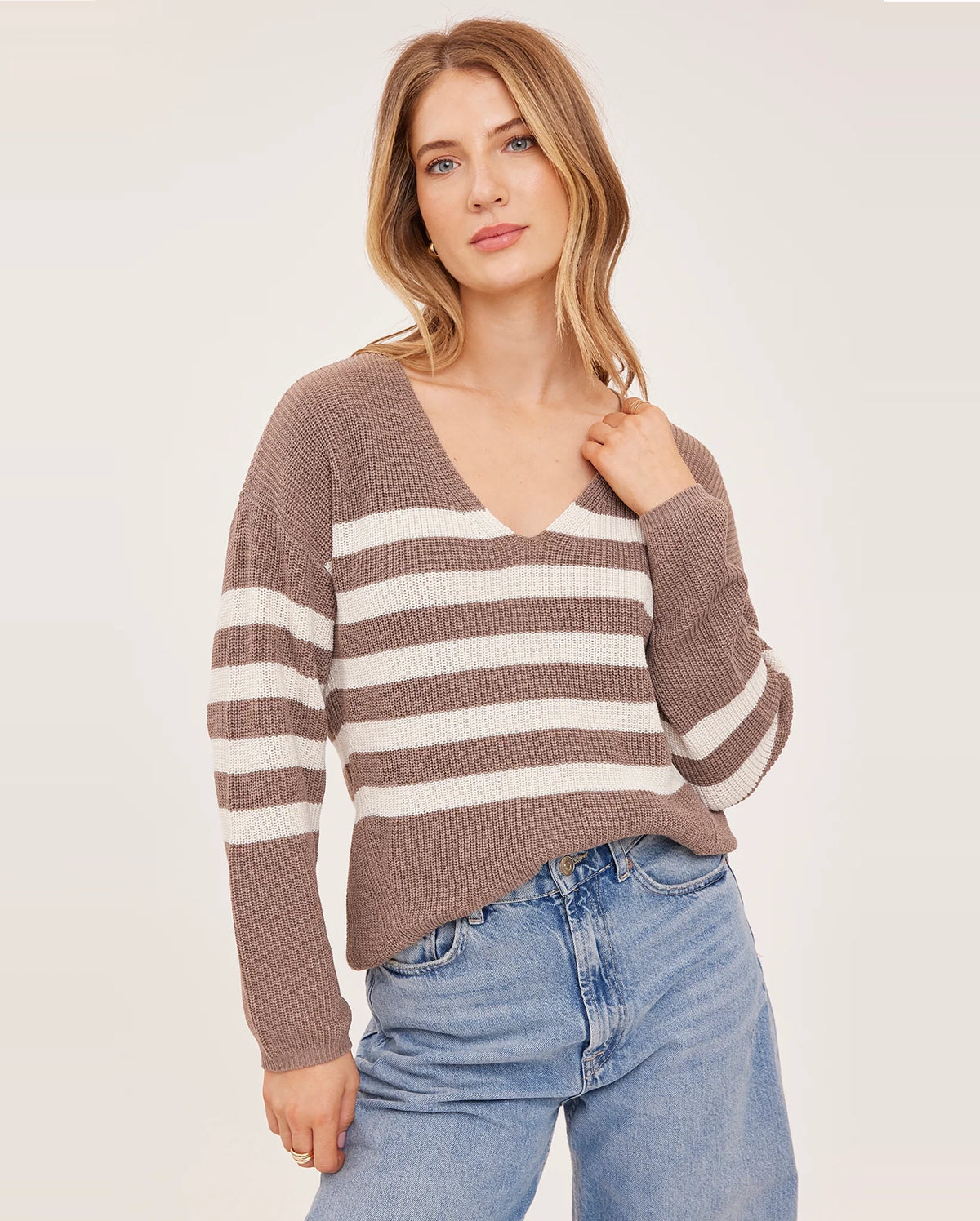 GENTLE FAWN Tucker Pullover