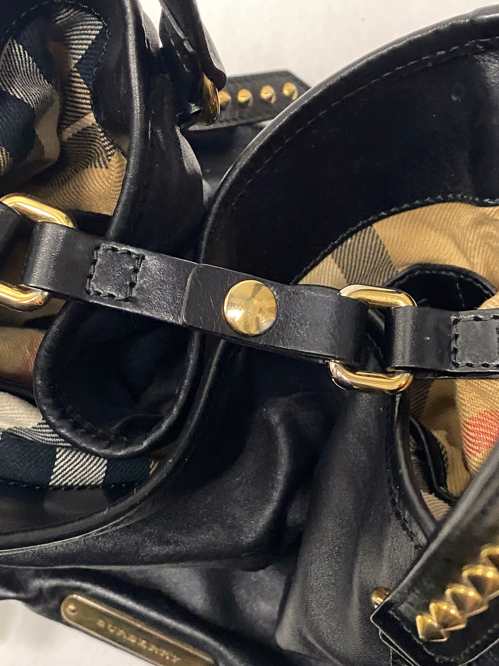 PRE OWNED - BURBERRY Canterbury studded bag