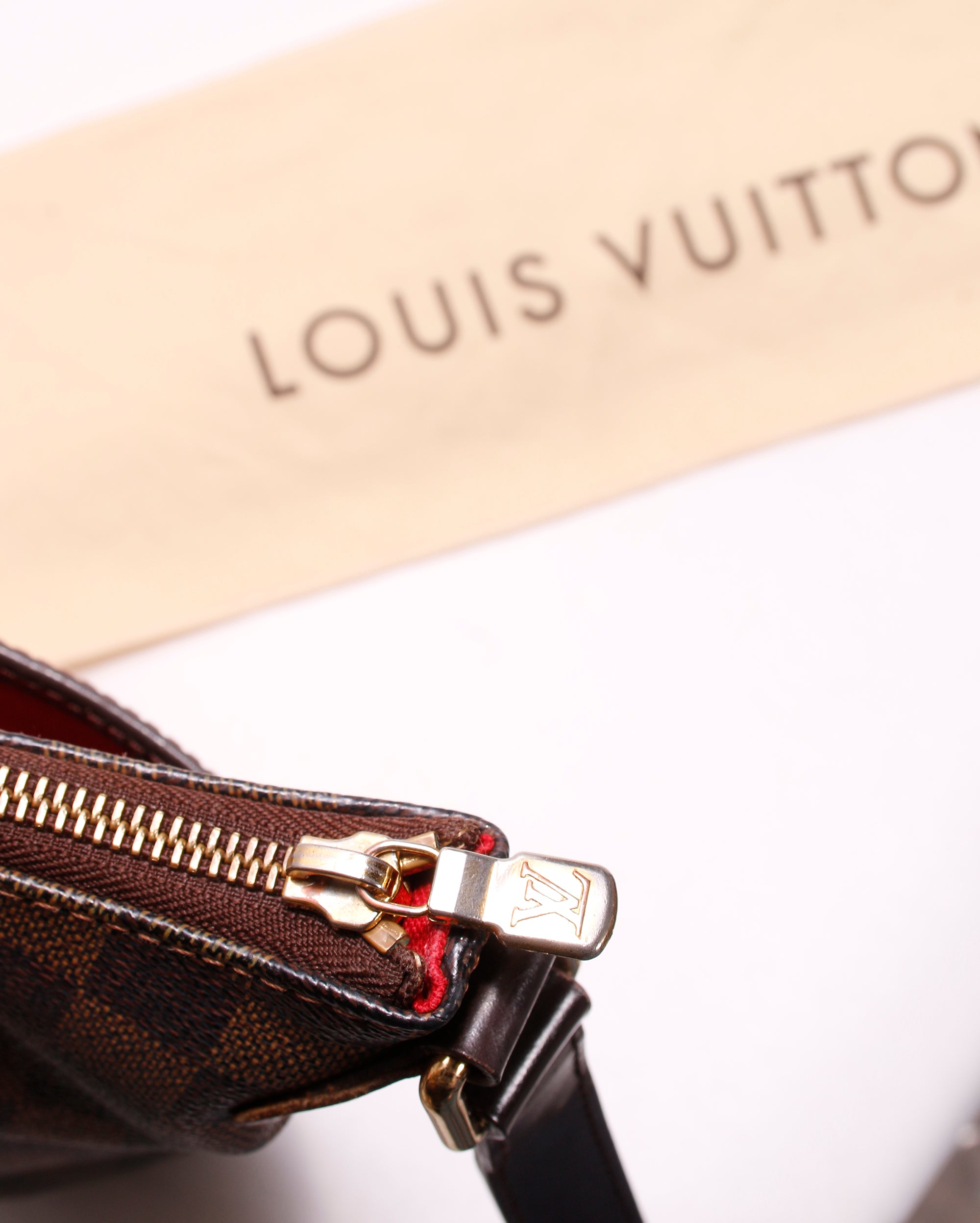PRE OWNED LOUIS VUITTON Damier Ebene Bloomsbury PM