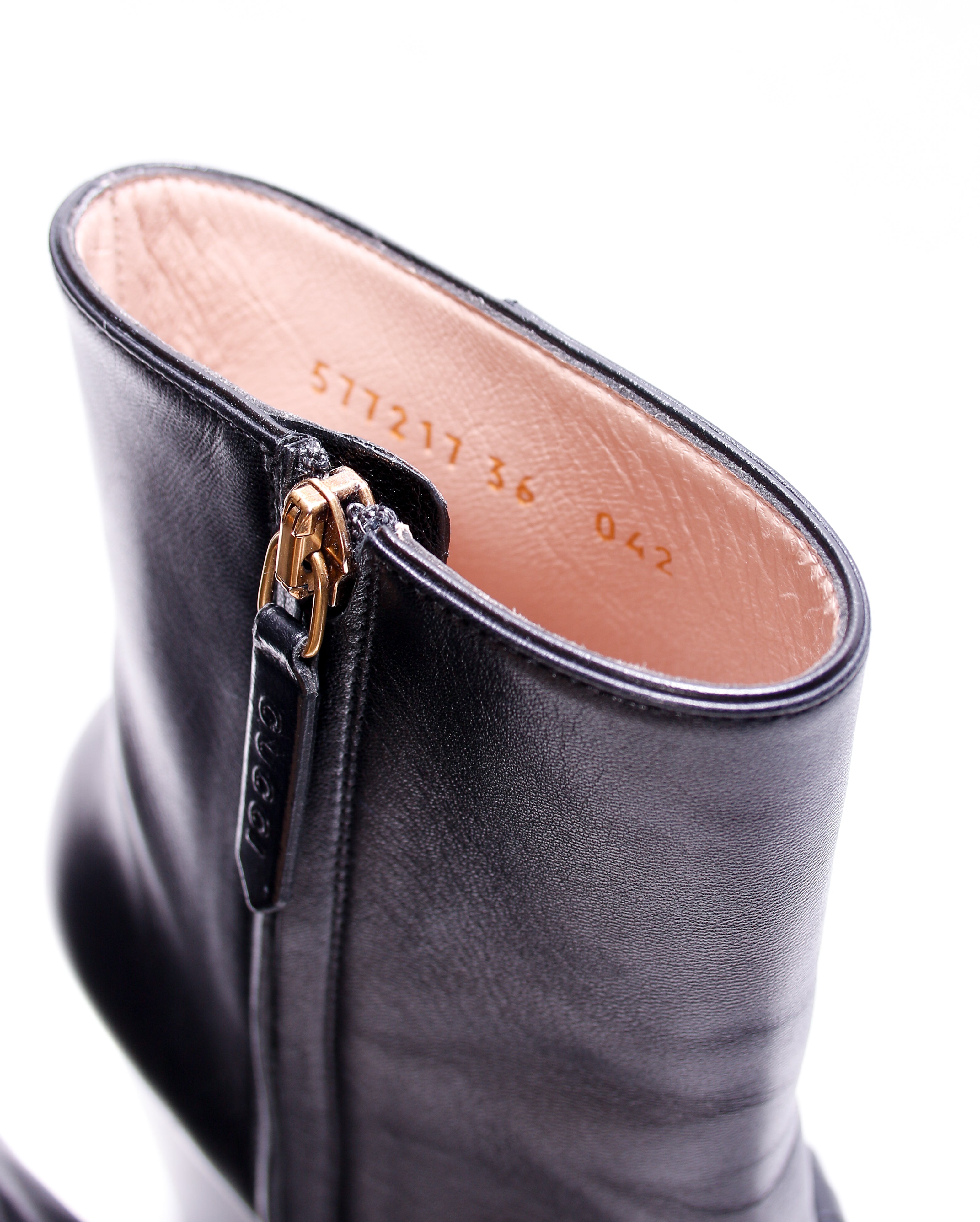 PRE OWNED - GUCCI Marmont Ankle Boots