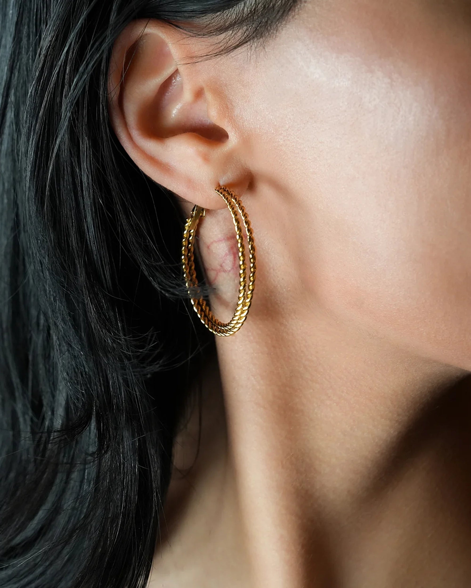 Mizuki Hoop Earrings