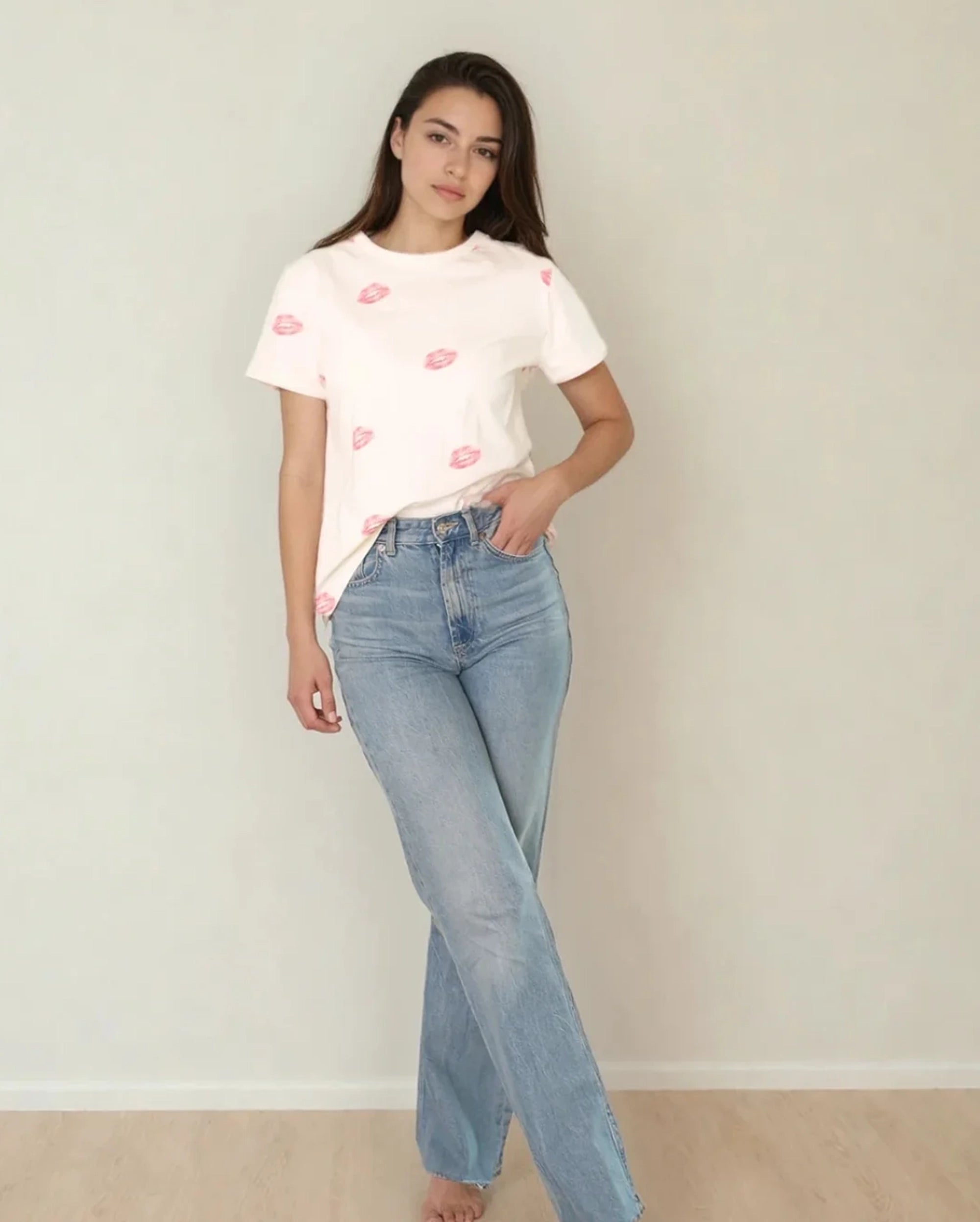 PRIV Reign Kisses Tee