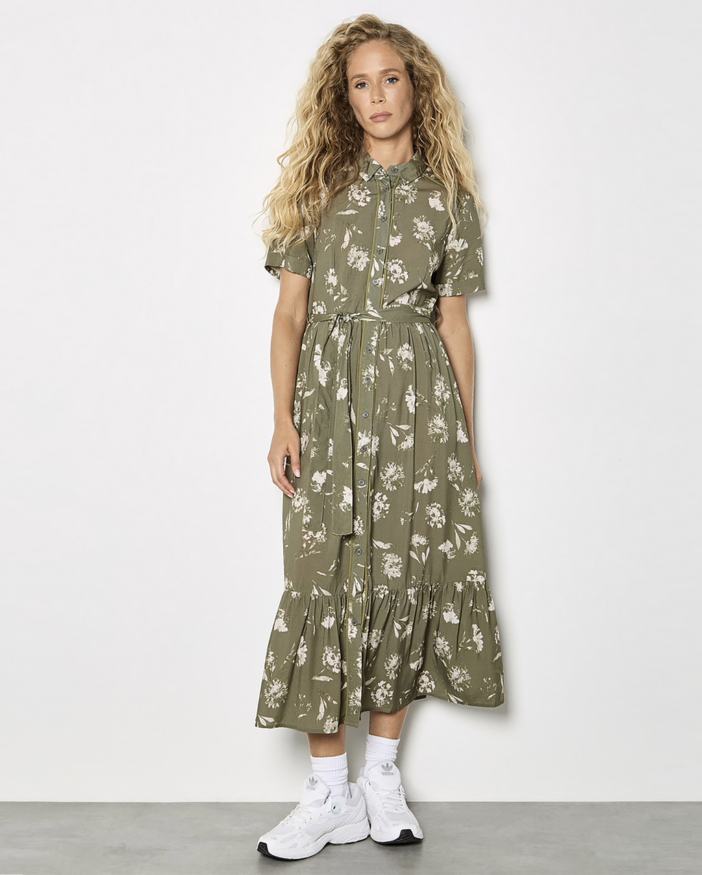 APRICOT Daisy Shirt Dress