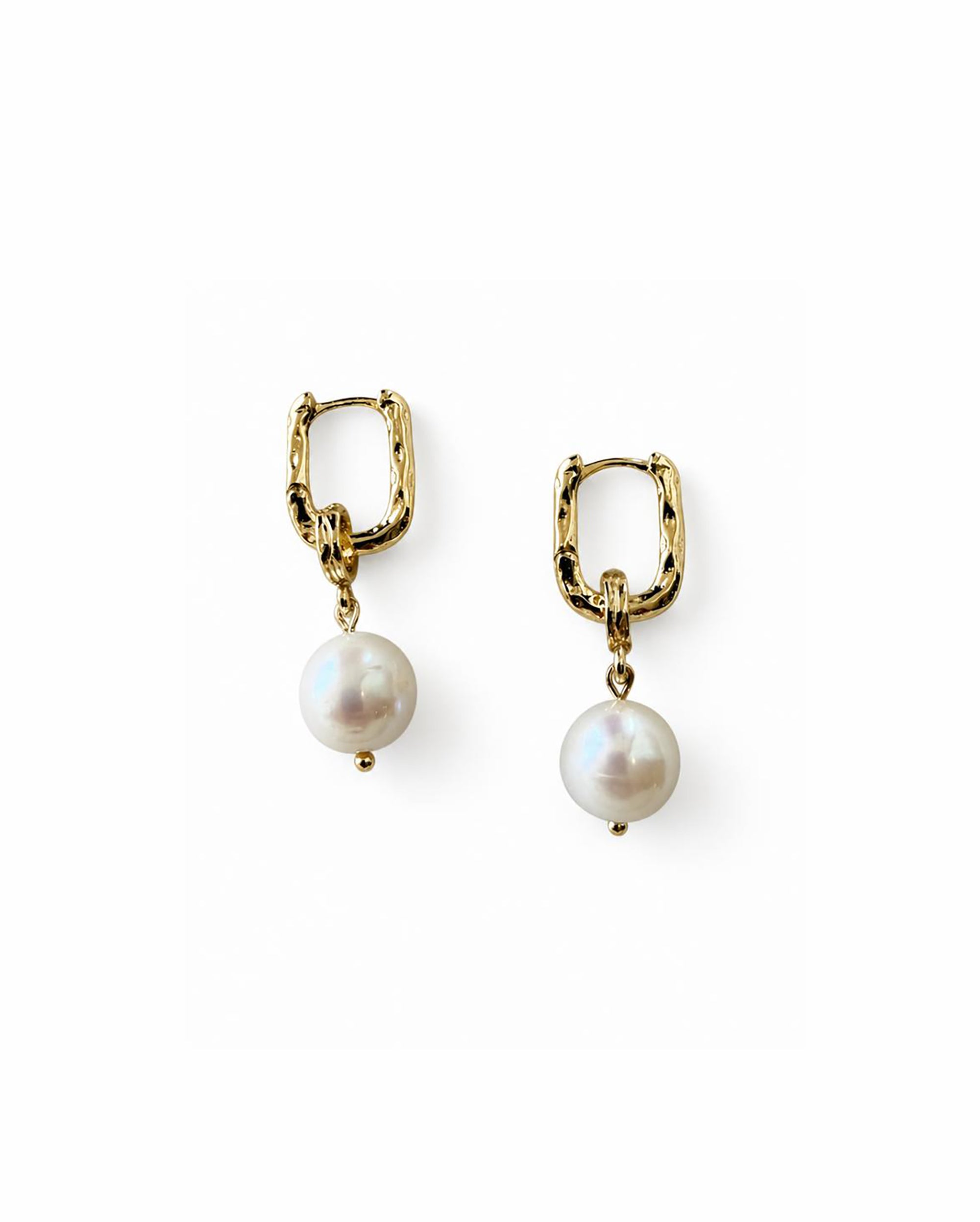 BLOSSOM BEADS Pearl Hoop Earrings