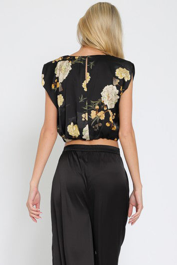 Aakaa Floral Cropped Blouse