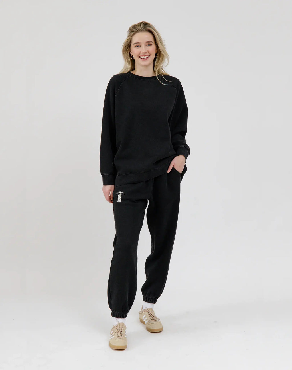 Brunette The Label - Lucky Girl Oversized Jogger  Washed Black XS/S