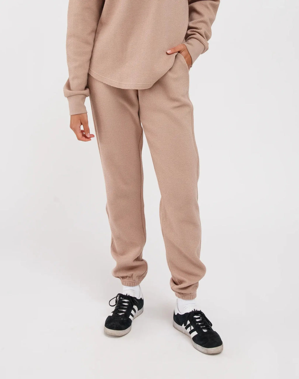 Brunette the Label - Waffle BF Jogger Fawn XS/S