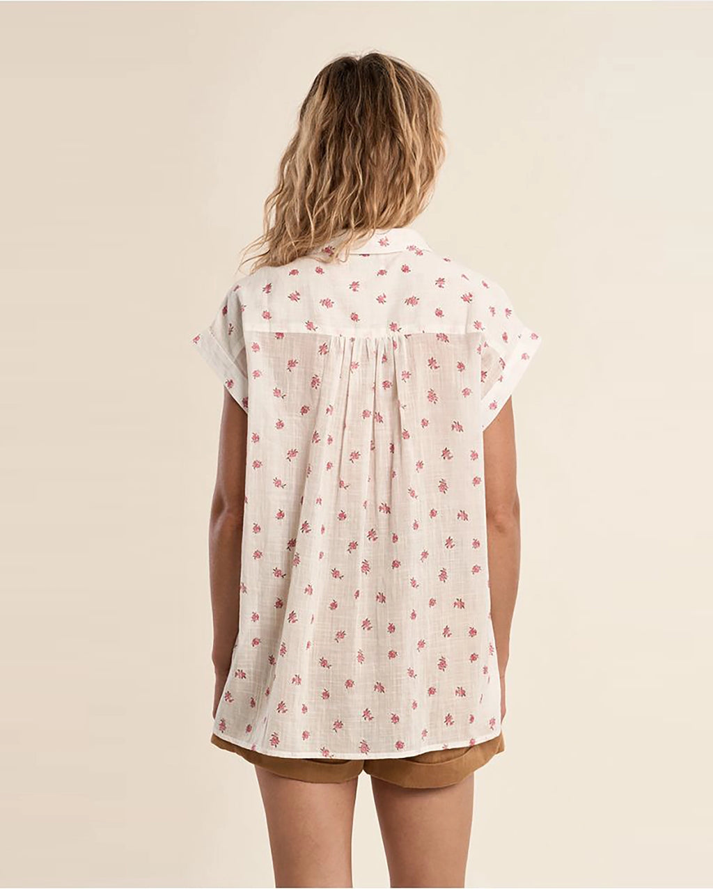 MOLLY BRACKEN Floral Blouse