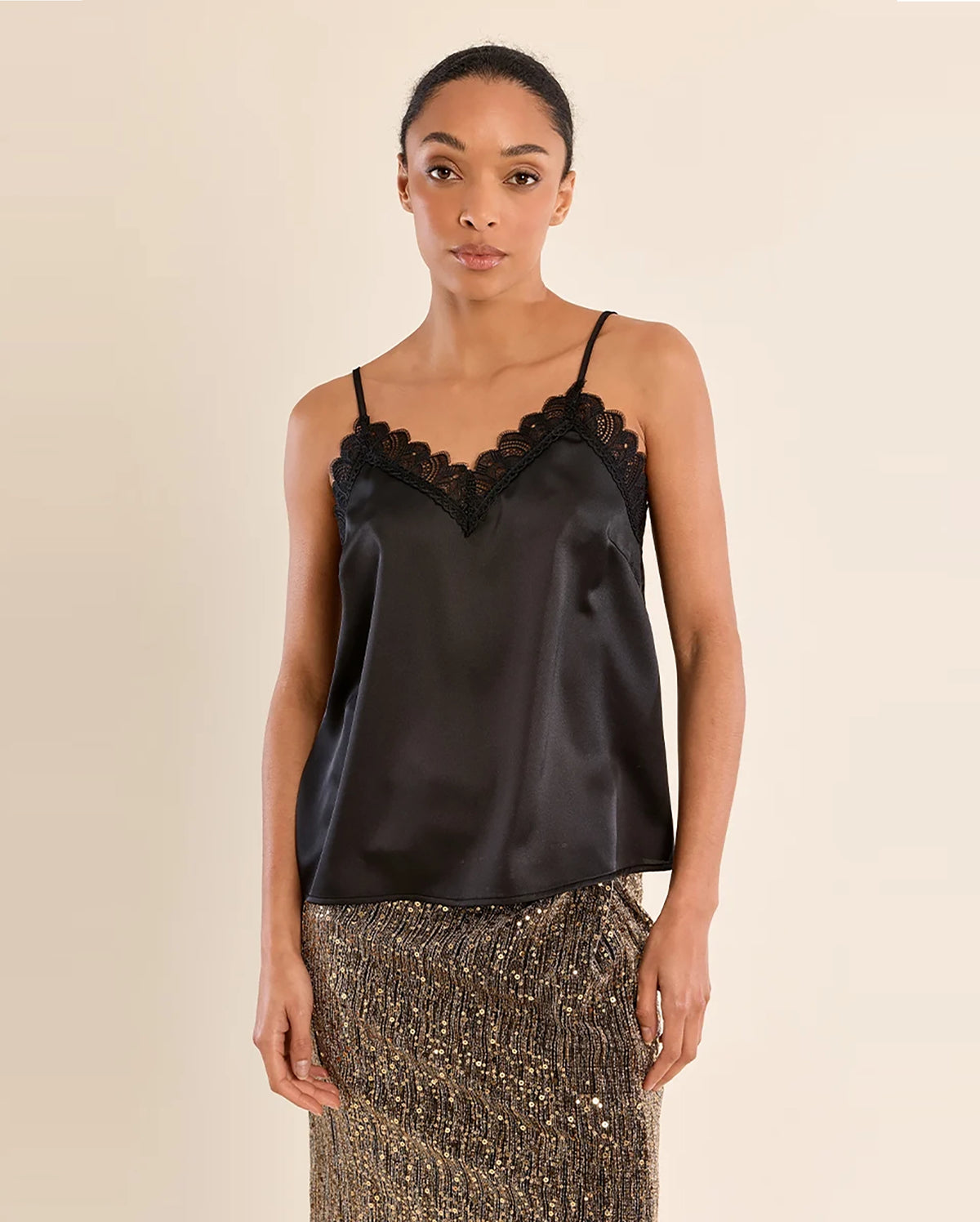 MOLLY BRACKEN Scalloped Lace Cami