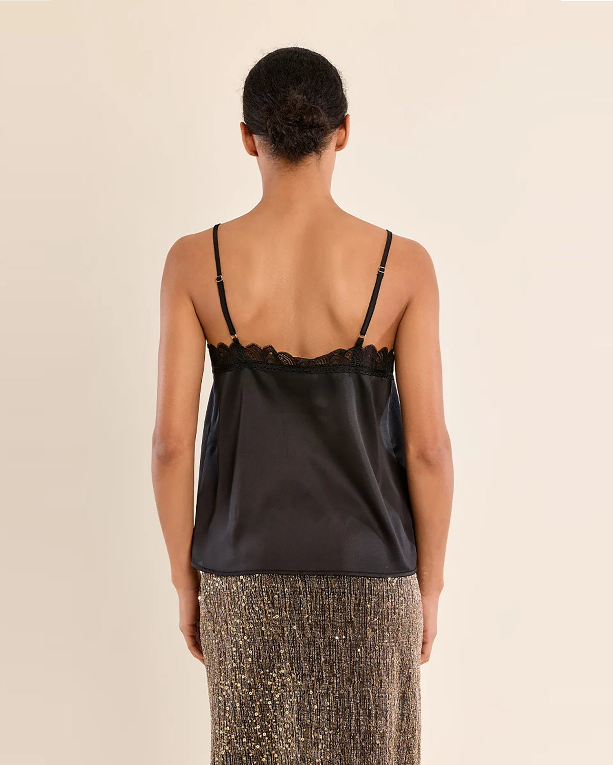 MOLLY BRACKEN Scalloped Lace Cami