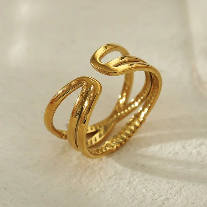 HN - Miranda Ring 18K Gold Overlay O/S