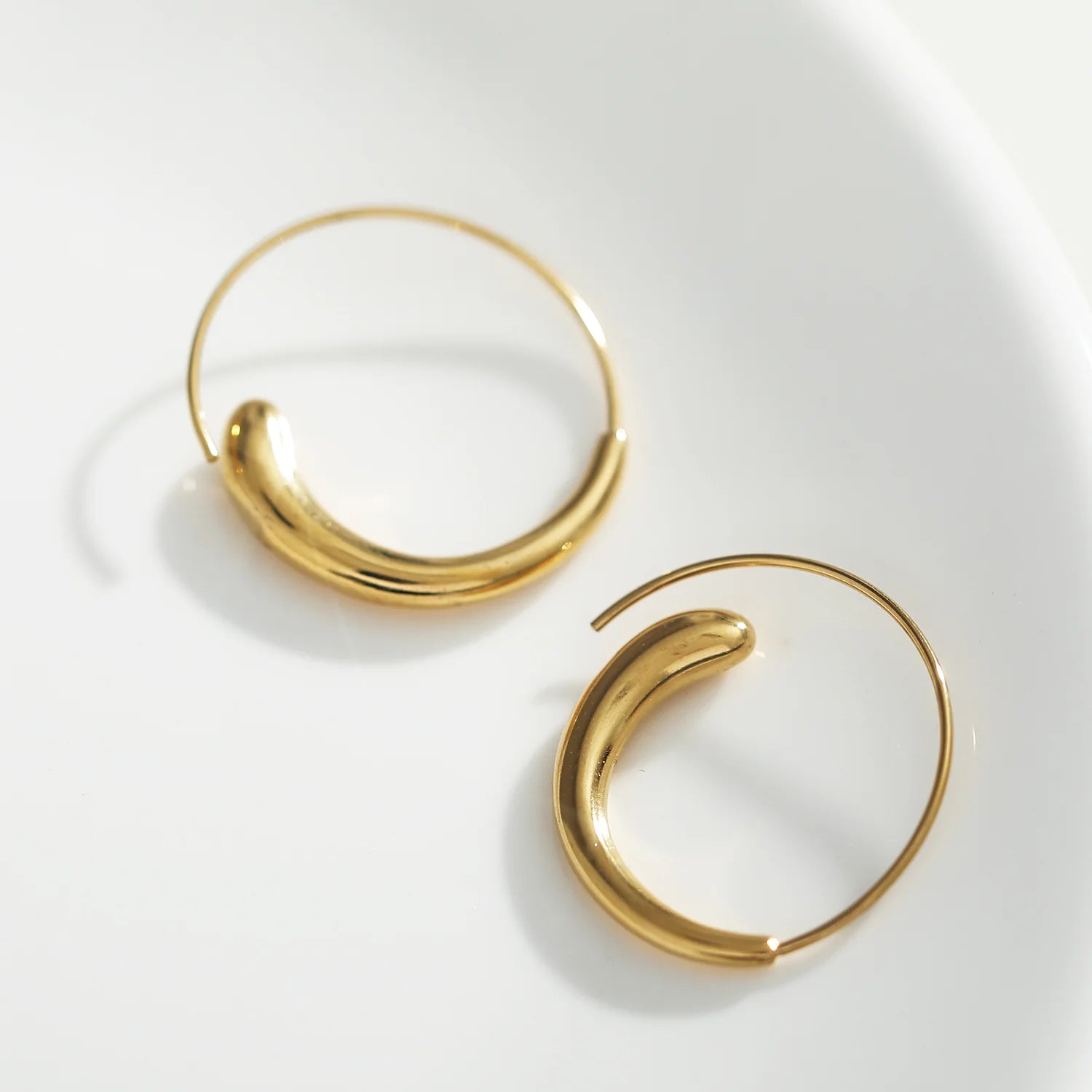 HN - Nural Earrings 18K Gold Earrings O/S