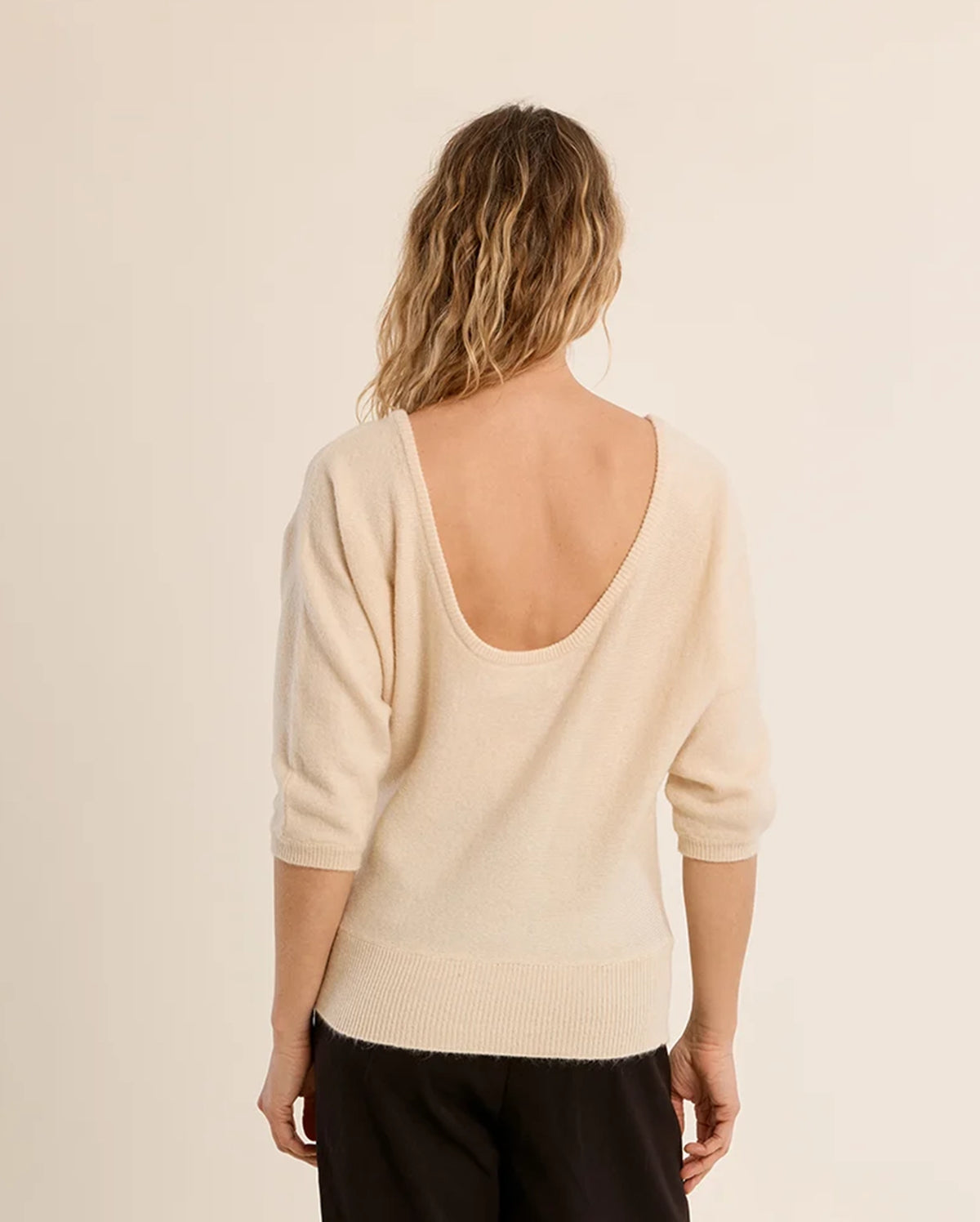 MOLLY BRACKEN Scoop Back Sweater
