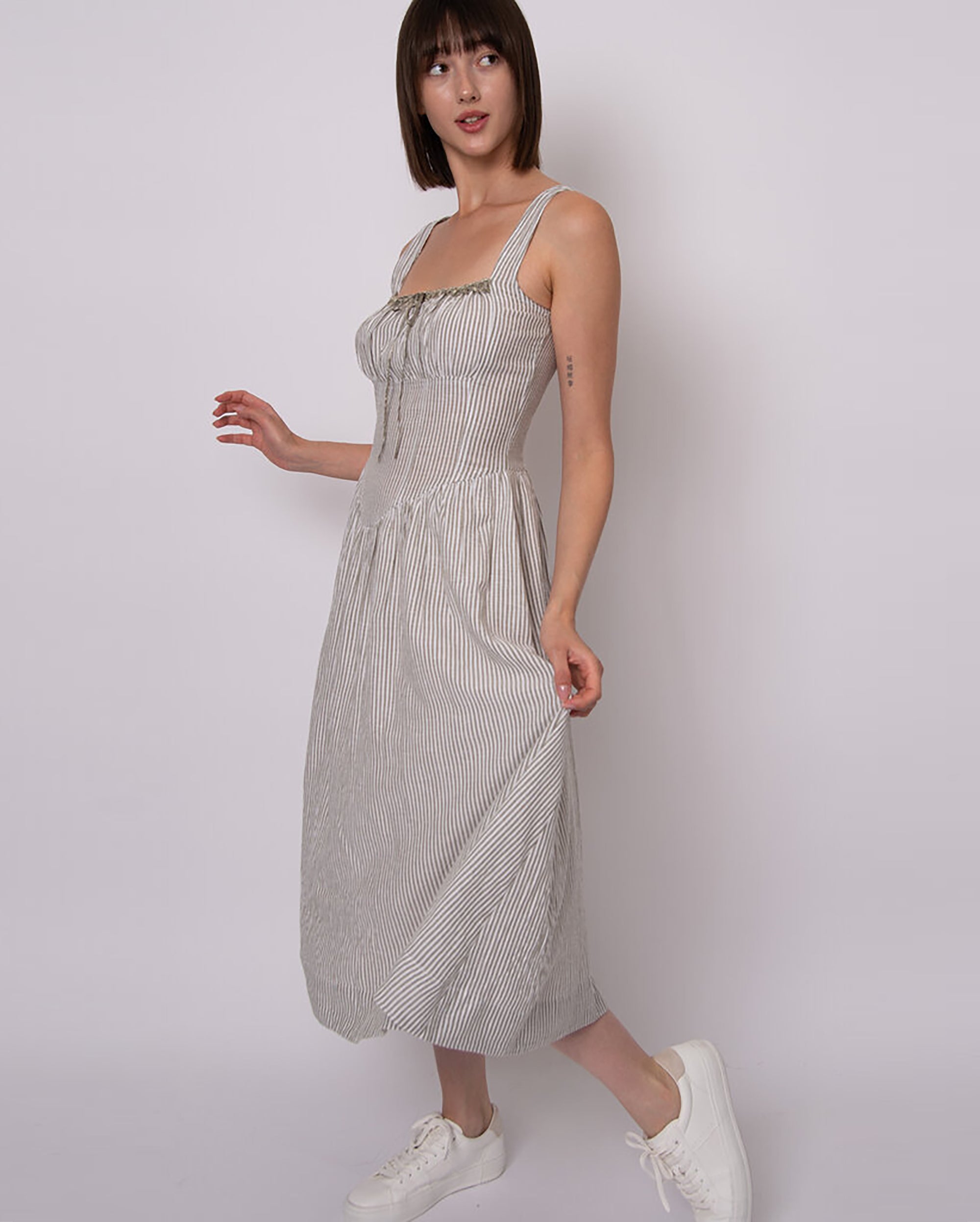 RD STYLE Belle Dress
