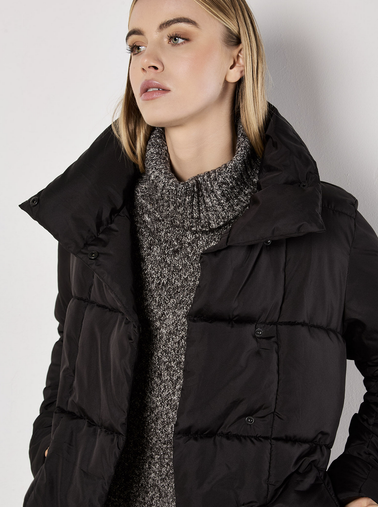 Apricot - Quilted Jacket Black M