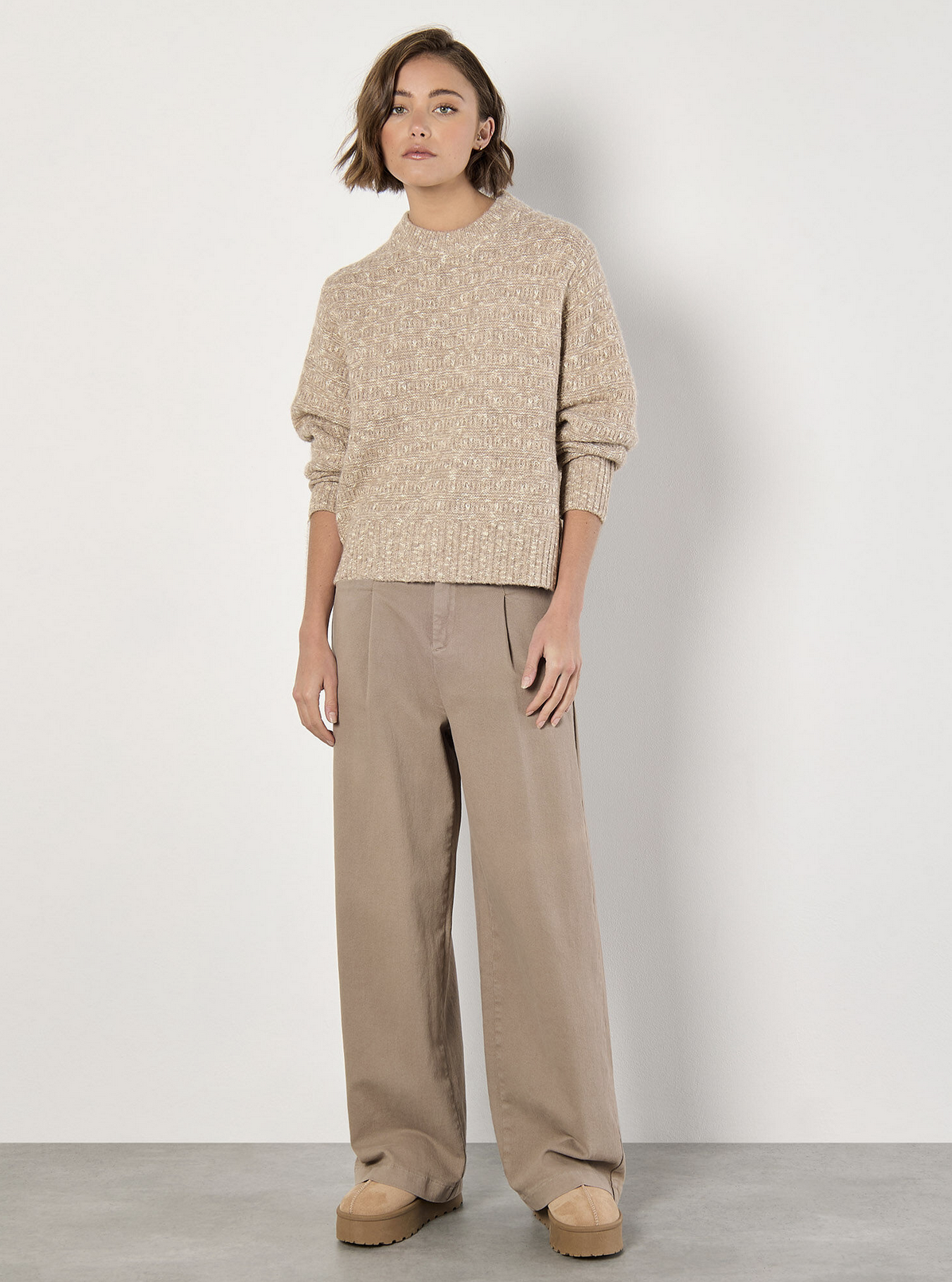 Apricot - Melange Knit Sweater Stone L